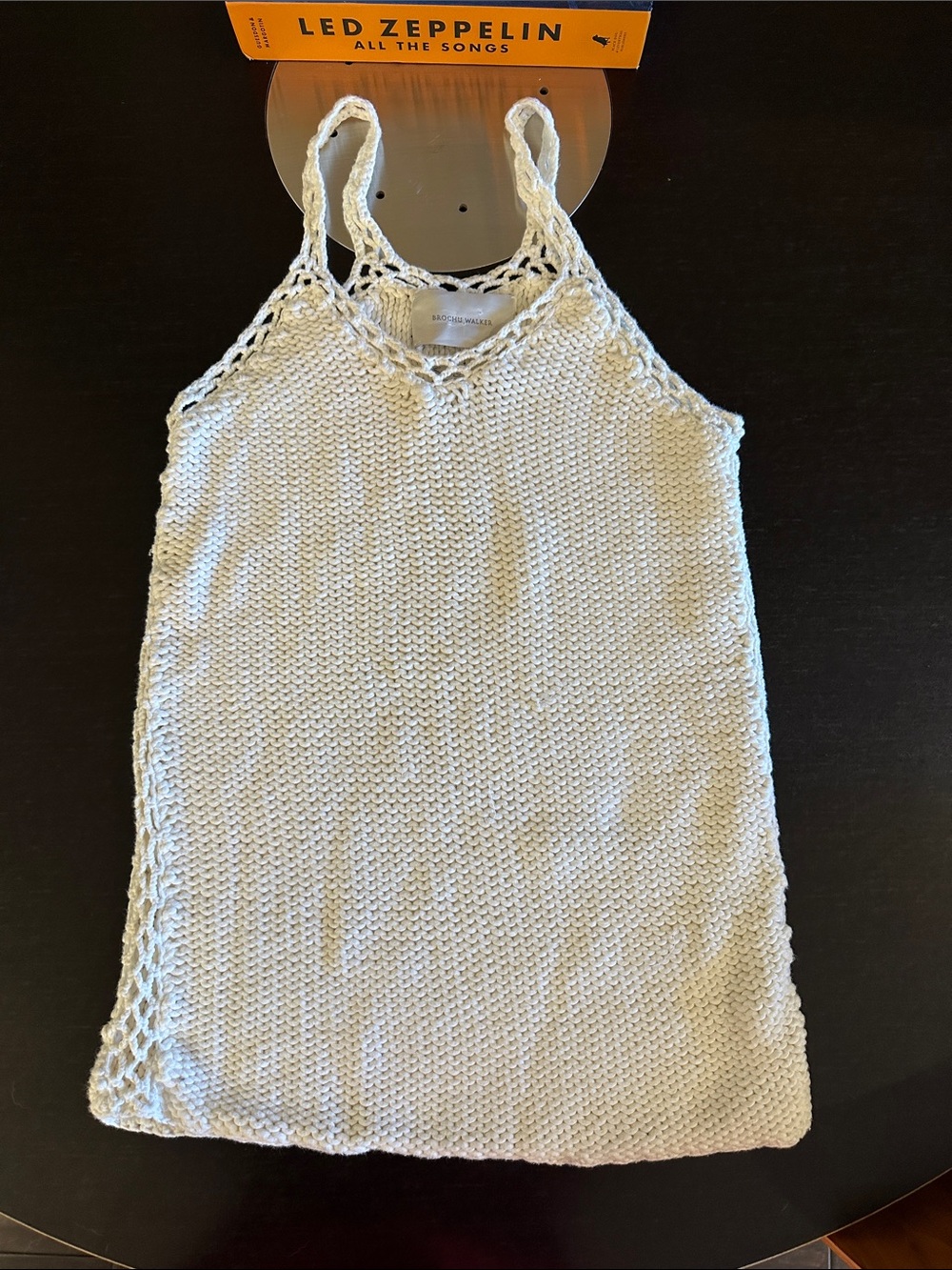 Brochu Walker Cream Knit Top Size Medium